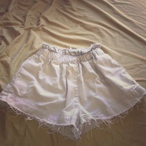 High waisted Sinch Ruffle Shorts